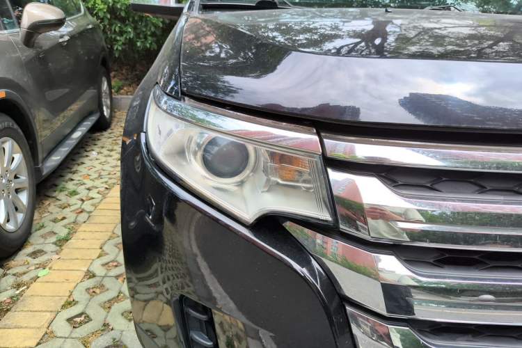 Used Ford Edge 2011 3.5L Prestige Sunroof Edition Right Front Headlight