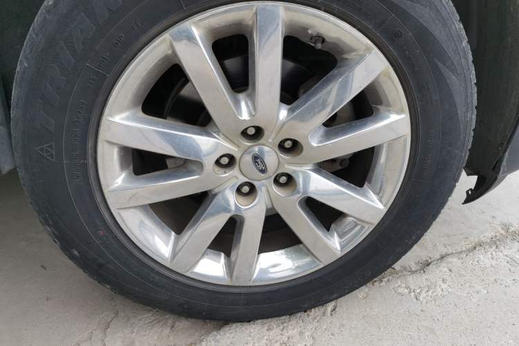 Used Ford Edge 2011 3.5L Zunrui Model Right Front Wheel Hub