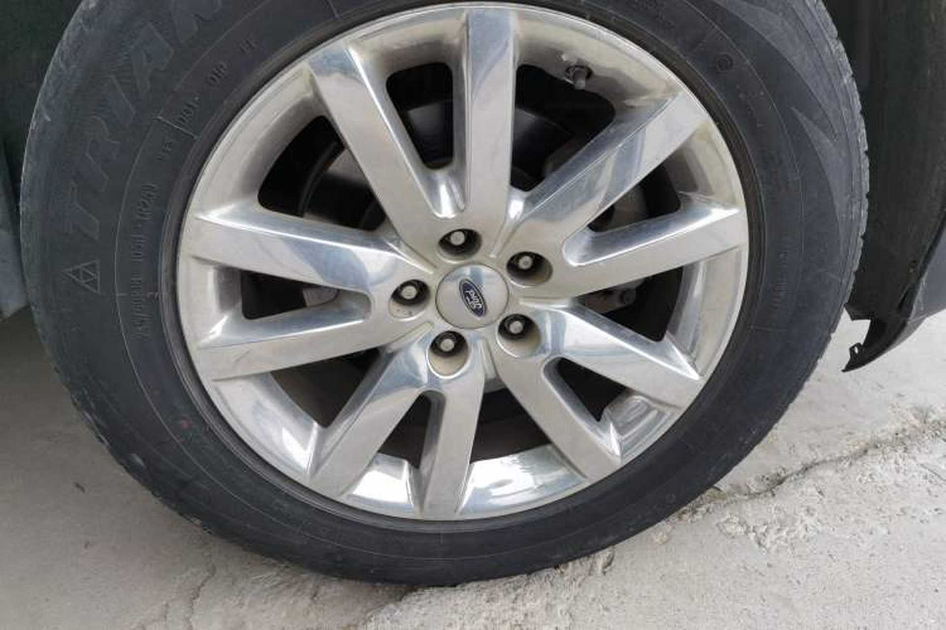 Used Ford Edge 2011 3.5L Zunrui Model Right Front Wheel Hub