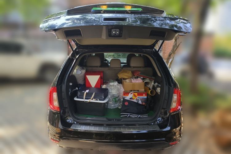 Used Ford Edge 2011 3.5L Elite Edition Trunk