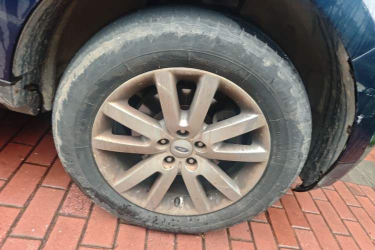 Used Ford Edge 2011 3.5L Zunrui Model Right Front Wheel Hub