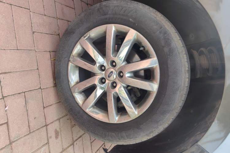 Used Ford Edge 2011 3.5L Zunrui Model Right Front Wheel Hub