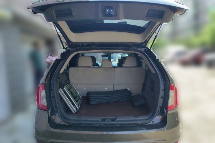 Used Ford Edge 2011 3.5L Prestige Sunroof Edition Trunk
