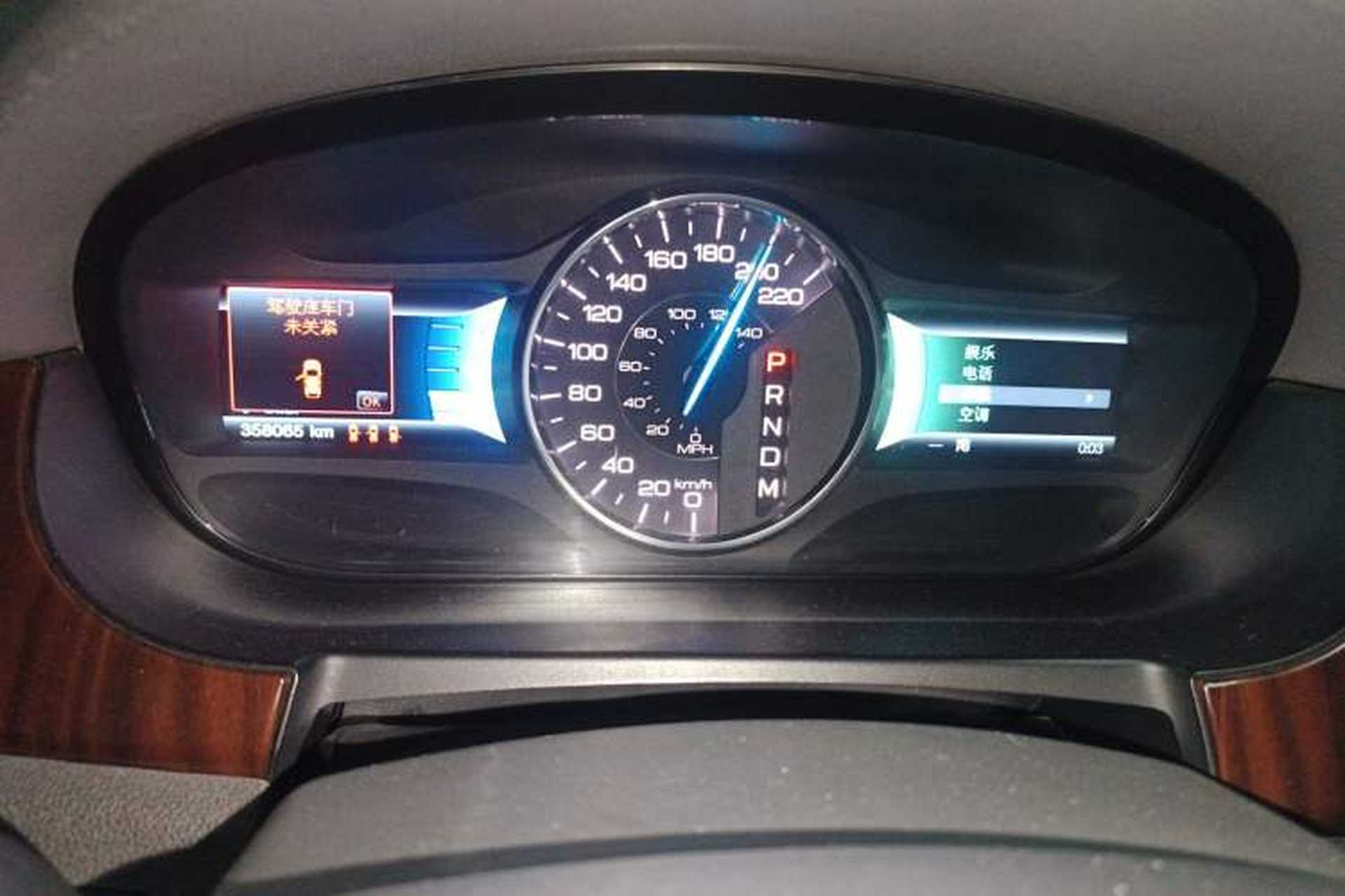 Used Ford Edge 2011 3.5L Prestige Sunroof Edition Instrument Cluster