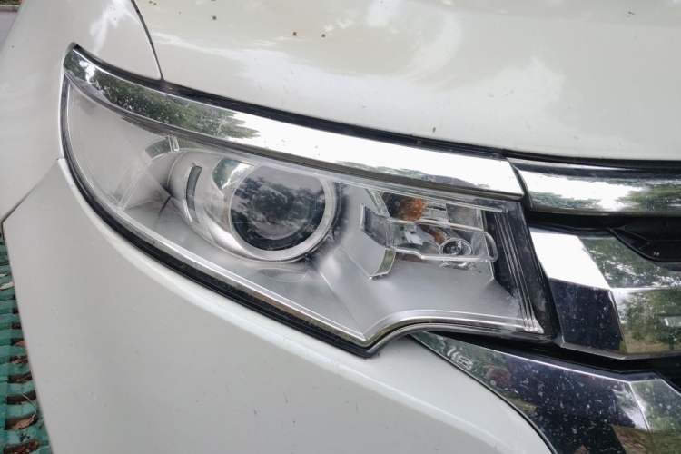 Used Ford Edge 2011 3.5L Zunrui Model Right Front Headlight