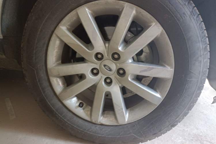 Used Ford Edge 2011 3.5L Zunrui Model Right Front Wheel Hub