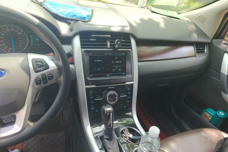 Used Ford Edge 2012 2.0T Zunrui Trim Audio And AC Panel