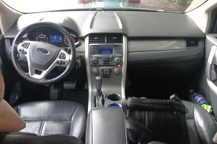 Used Ford Edge 2012 2.0T Elite Edition Center Console