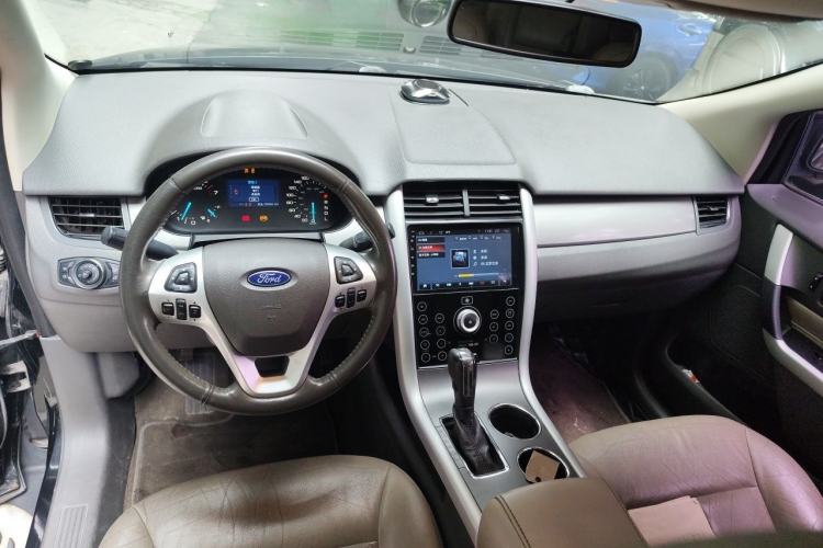 Used Ford Edge 2012 2.0T Elite Edition Center Console