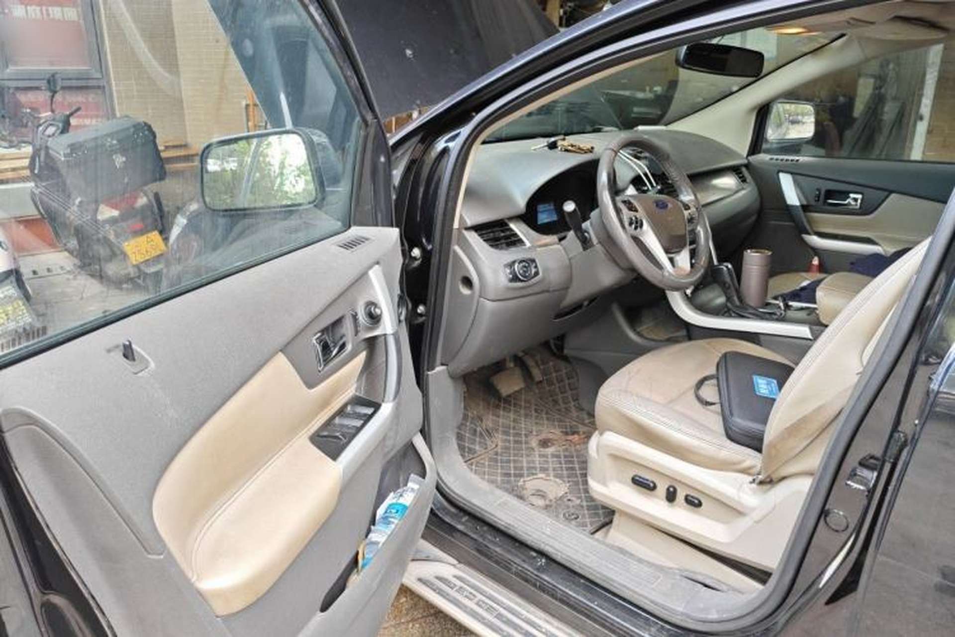 Used Ford Edge 2012 2.0T Elite Sunroof Edition Driver Seat