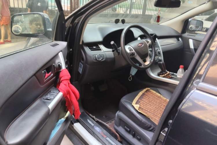 Used Ford Edge 2012 2.0T Elite Edition Driver Seat
