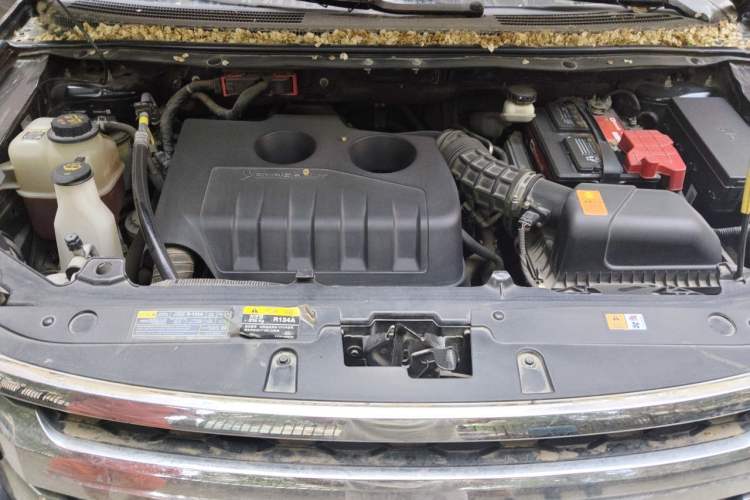Used Ford Edge 2012 2.0T Elite Edition Engine Bay