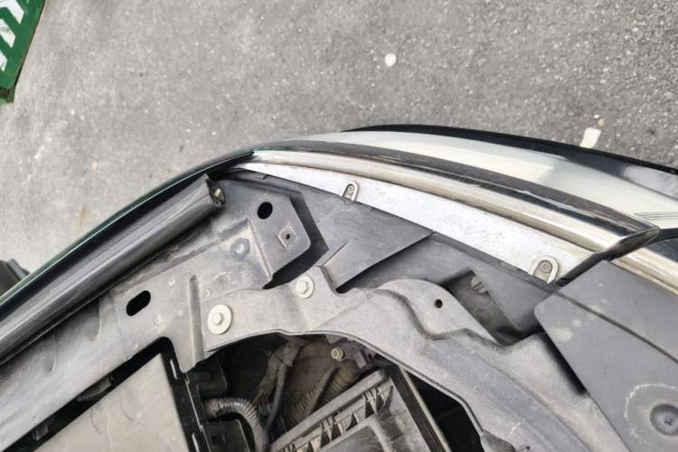 Used Ford Edge 2012 2.0T Elite Sunroof Edition Engine Bay Left