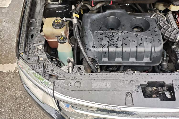 Used Ford Edge 2012 2.0T Elite Sunroof Edition Engine Bay Right