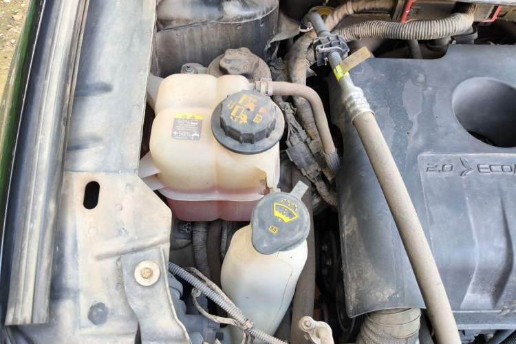 Used Ford Edge 2012 2.0T Elite Sunroof Edition Engine Bay Right