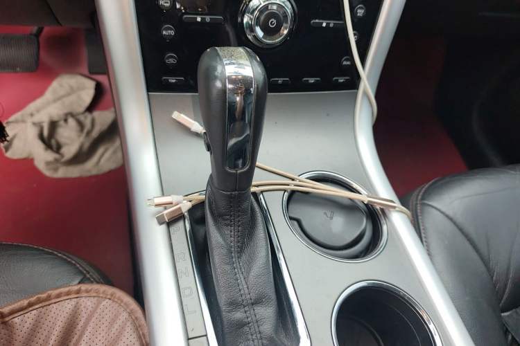 Used Ford Edge 2012 2.0T Elite Sunroof Edition Gear Lever