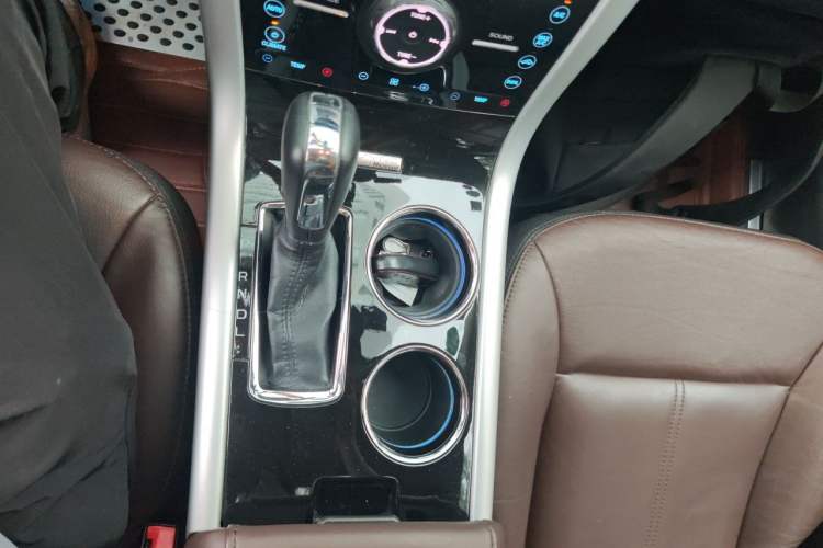 Used Ford Edge 2012 2.0T Zunrui Trim Gear Lever