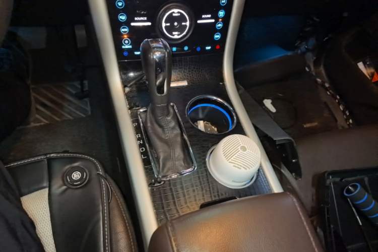 Used Ford Edge 2012 2.0T Zunrui Trim Gear Lever