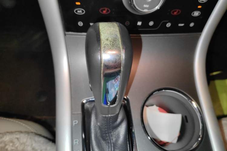 Used Ford Edge 2012 2.0T Elite Sunroof Edition Gear Lever