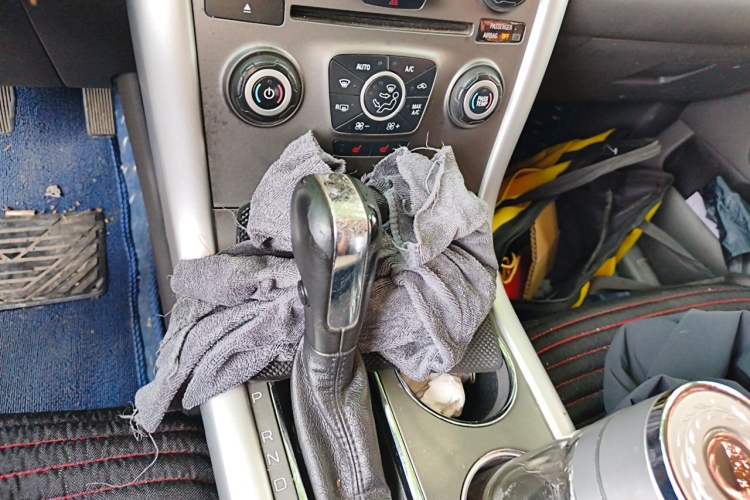 Used Ford Edge 2012 2.0T Elite Sunroof Edition Gear Lever