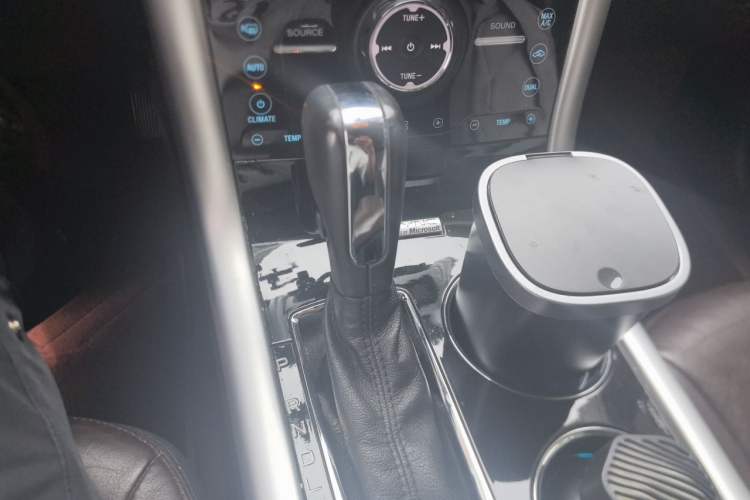 Used Ford Edge 2012 2.0T Zunrui Trim Gear Lever
