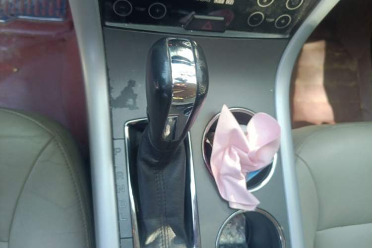 Used Ford Edge 2012 2.0T Elite Edition Gear Lever