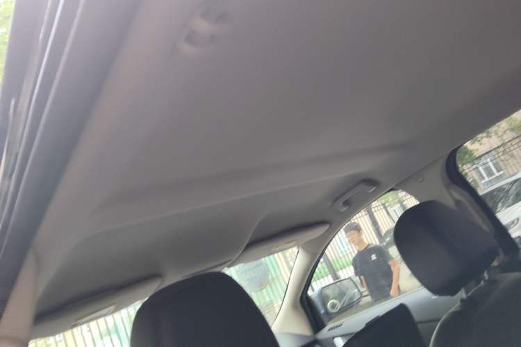 Used Ford Edge 2012 2.0T Elite Edition Headliner