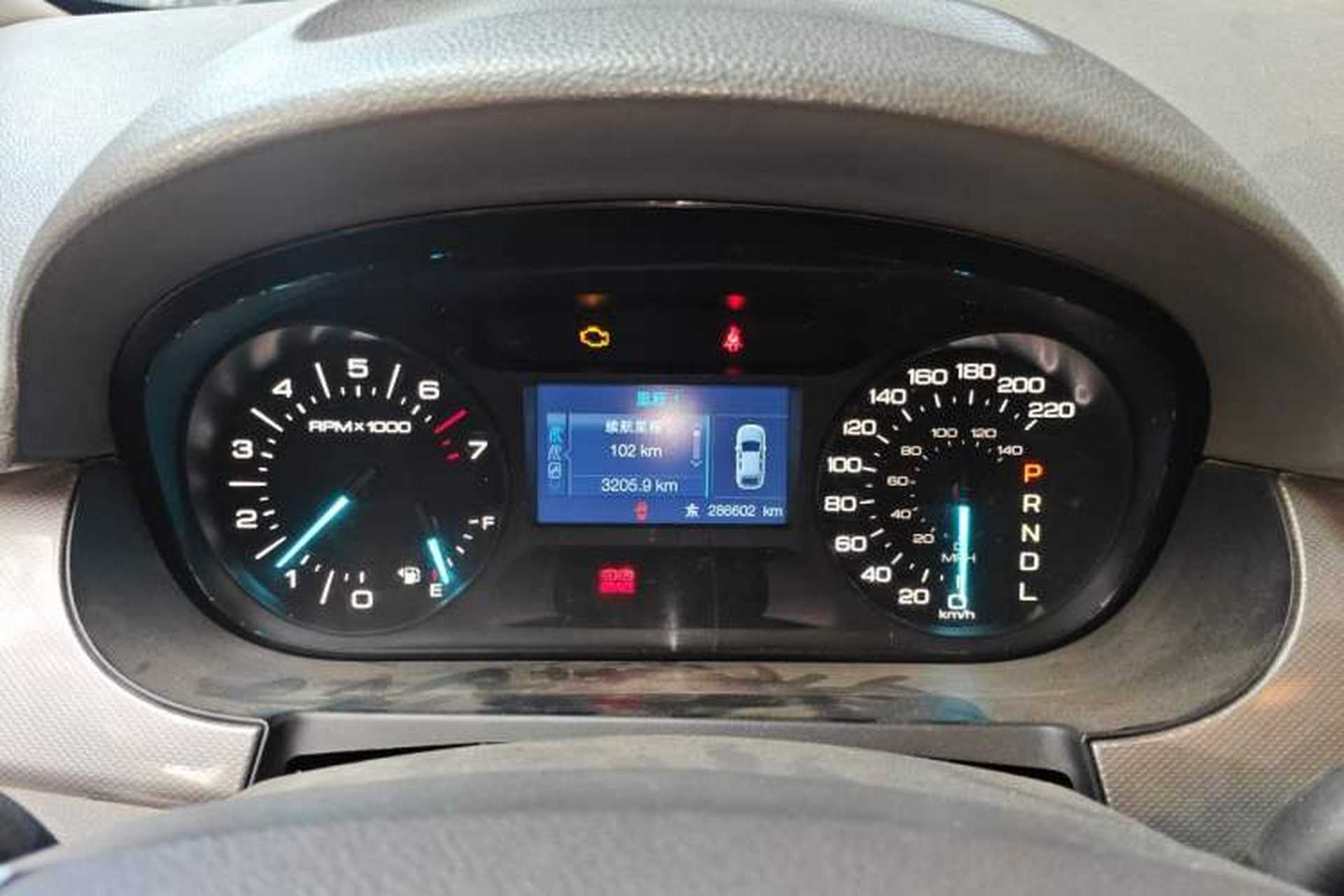 Used Ford Edge 2012 2.0T Elite Sunroof Edition Instrument Cluster