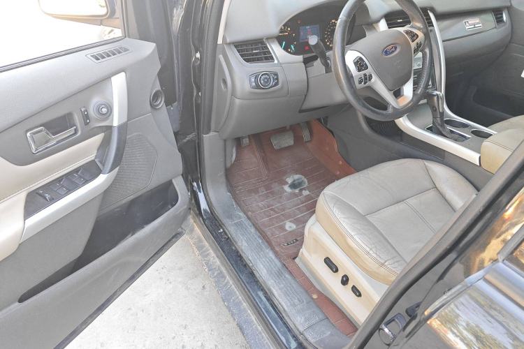 Used Ford Edge 2012 2.0T Elite Sunroof Edition Interior 3