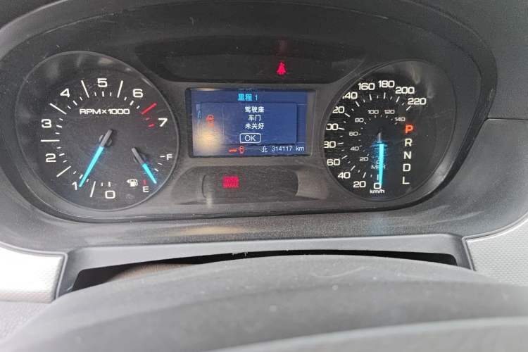 Used Ford Edge 2012 2.0T Elite Sunroof Edition Odometer Close Up