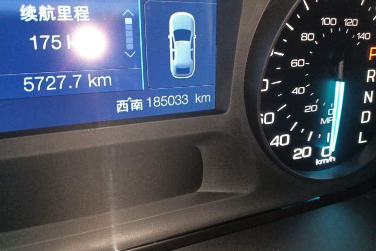 Used Ford Edge 2012 2.0T Elite Edition Odometer Close Up