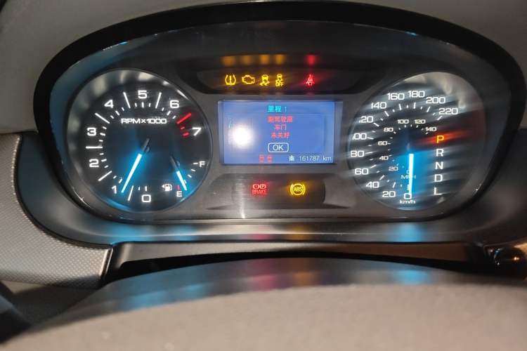 Used Ford Edge 2012 2.0T Elite Sunroof Edition Odometer Close Up