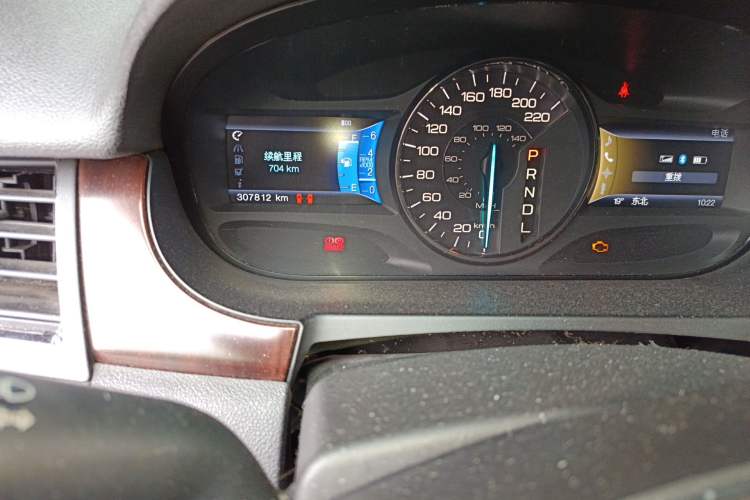 Used Ford Edge 2012 2.0T Zunrui Trim Odometer Close Up