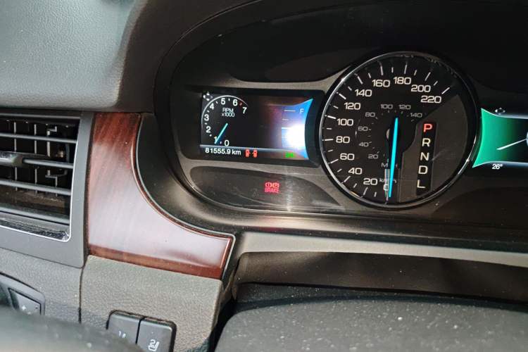 Used Ford Edge 2012 2.0T Zunrui Trim Odometer Close Up