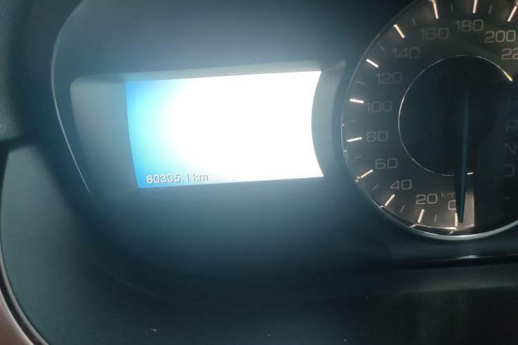 Used Ford Edge 2012 2.0T Zunrui Trim Odometer Close Up