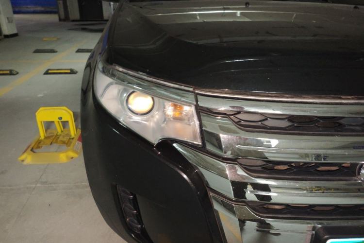 Used Ford Edge 2012 2.0T Elite Edition Right Front Headlight