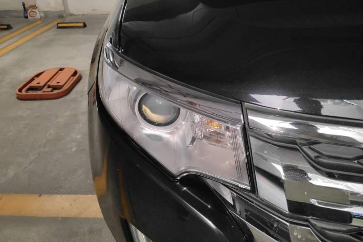 Used Ford Edge 2012 2.0T Elite Sunroof Edition Right Front Headlight