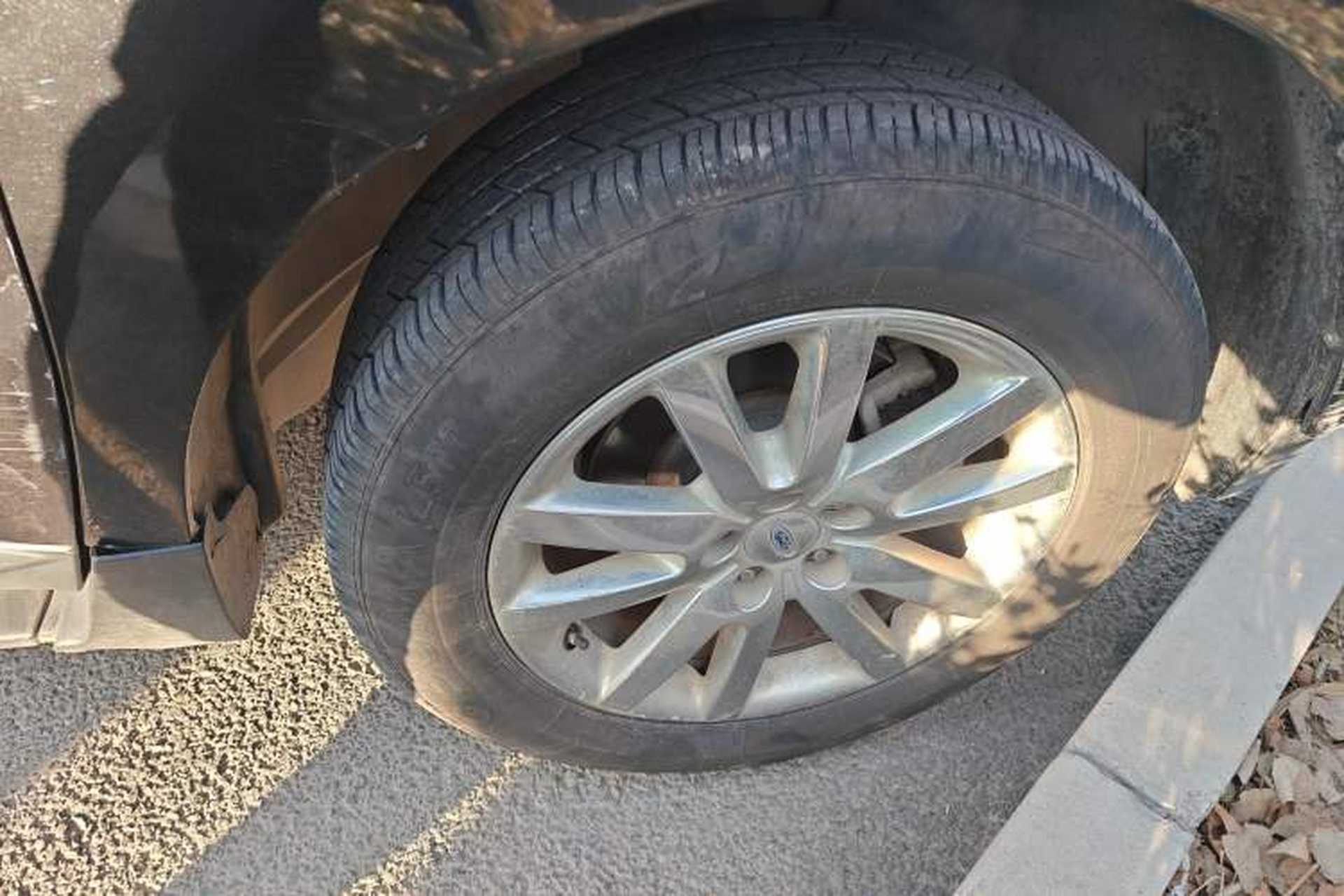 Used Ford Edge 2012 2.0T Zunrui Trim Right Front Wheel Hub