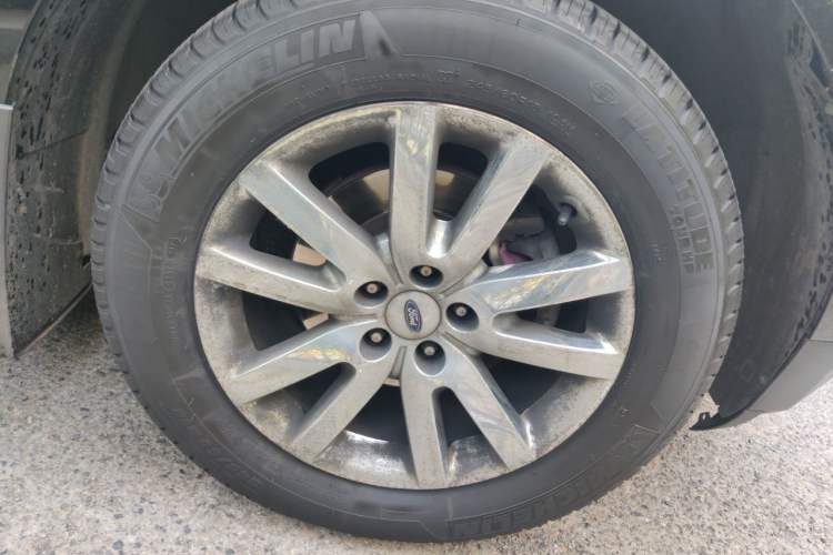 Used Ford Edge 2012 2.0T Zunrui Trim Right Front Wheel Hub