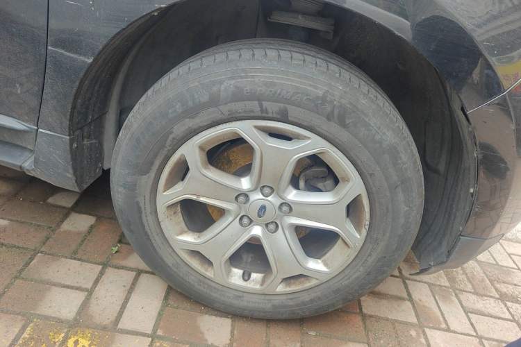 Used Ford Edge 2012 2.0T Elite Sunroof Edition Right Front Wheel Hub