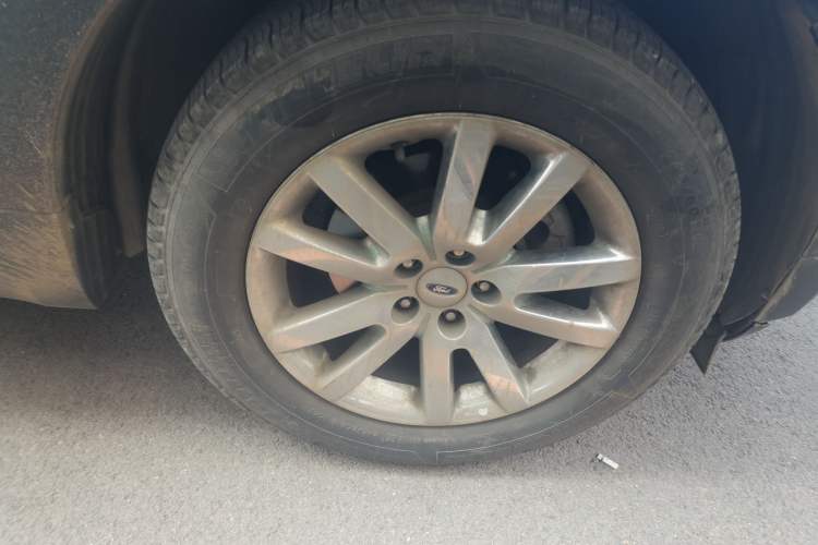 Used Ford Edge 2012 2.0T Zunrui Trim Right Front Wheel Hub