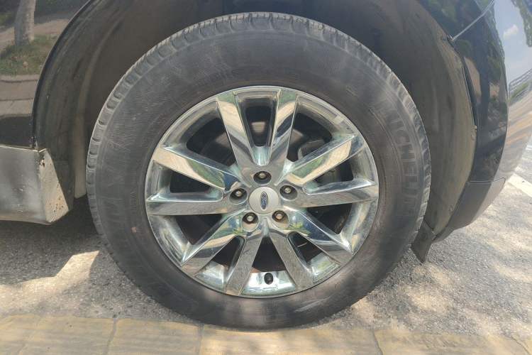 Used Ford Edge 2012 2.0T Zunrui Trim Right Front Wheel Hub