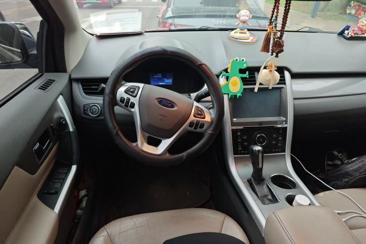 Used Ford Edge 2012 2.0T Elite Edition Steering Wheel