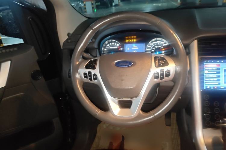 Used Ford Edge 2012 2.0T Elite Sunroof Edition Steering Wheel