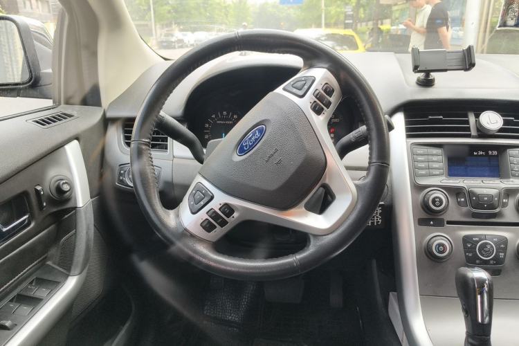 Used Ford Edge 2012 2.0T Elite Sunroof Edition Steering Wheel