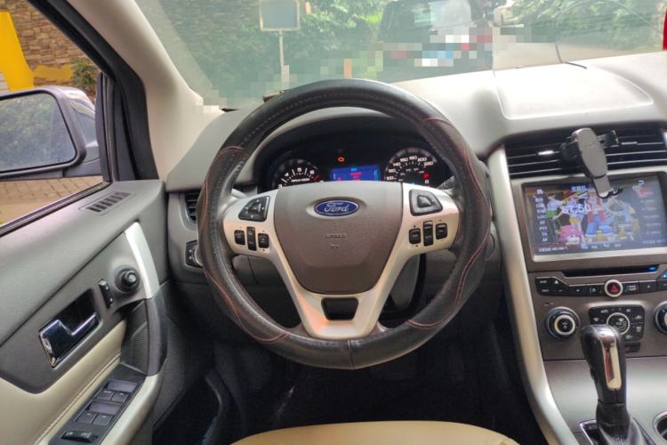 Used Ford Edge 2012 2.0T Elite Sunroof Edition Steering Wheel