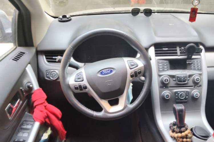 Used Ford Edge 2012 2.0T Elite Edition Steering Wheel