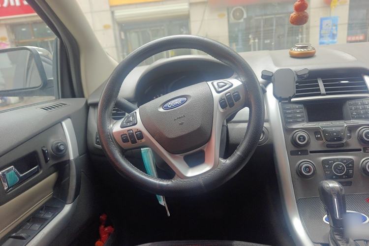 Used Ford Edge 2012 2.0T Elite Sunroof Edition Steering Wheel