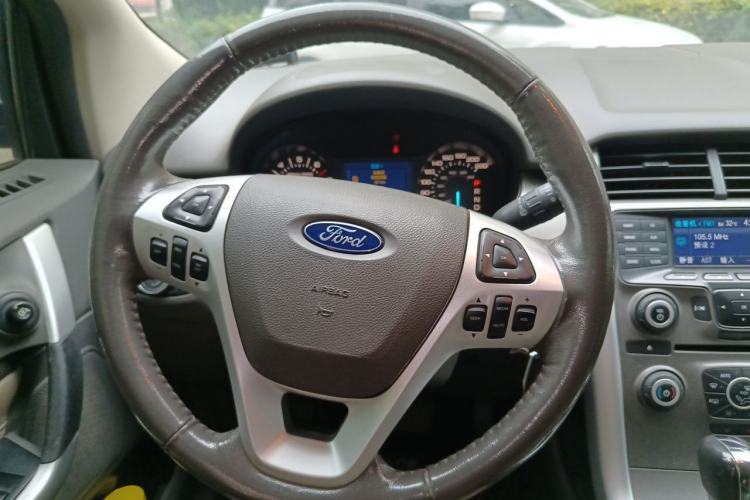 Used Ford Edge 2012 2.0T Elite Sunroof Edition Steering Wheel
