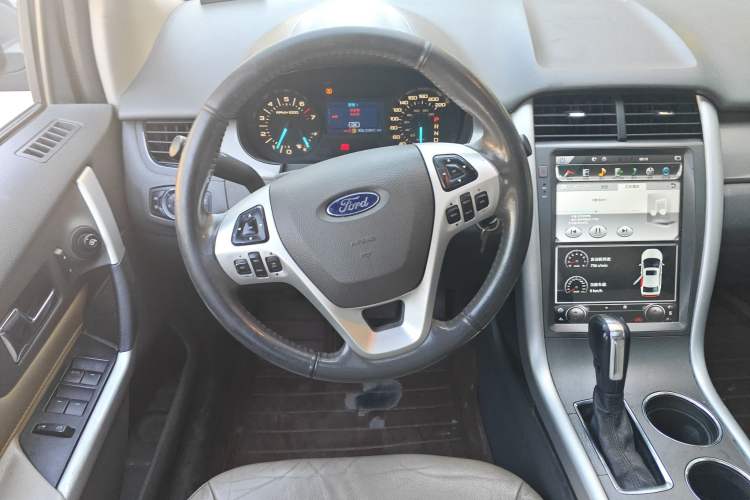 Used Ford Edge 2012 2.0T Elite Sunroof Edition Steering Wheel